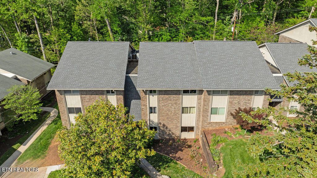 Photo of 3636 Taliluna Ave #527, Knoxville, TN 37919 (MLS # 1341376)