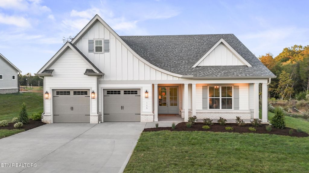 Photo of 166 Sunflower St, Lenoir City, TN 37772 (MLS # 1319319)