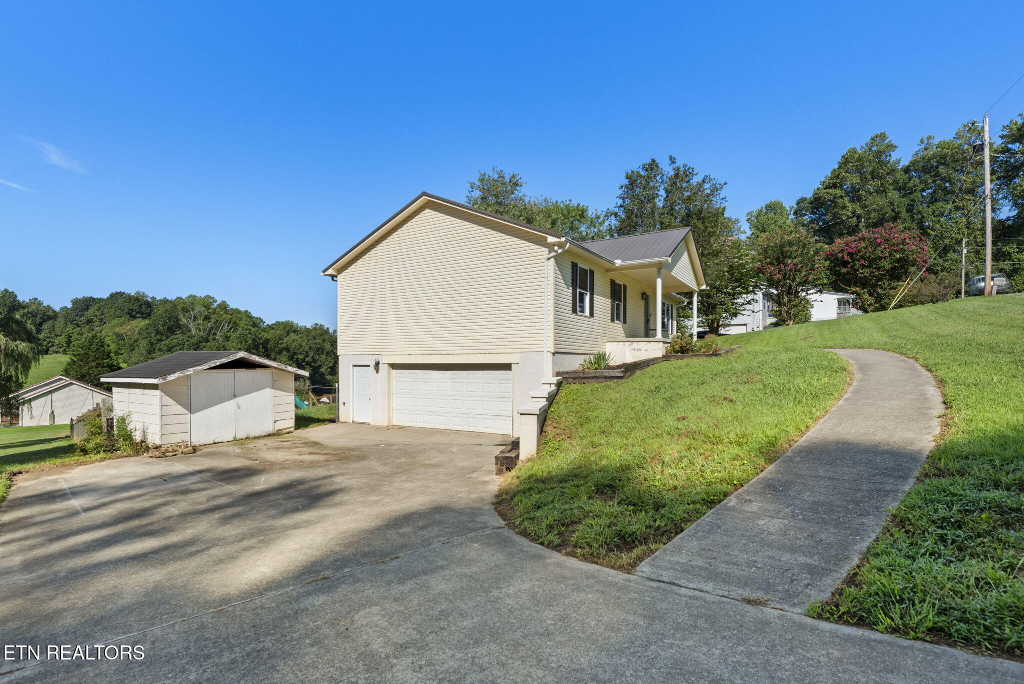 115 Hendren Lane
