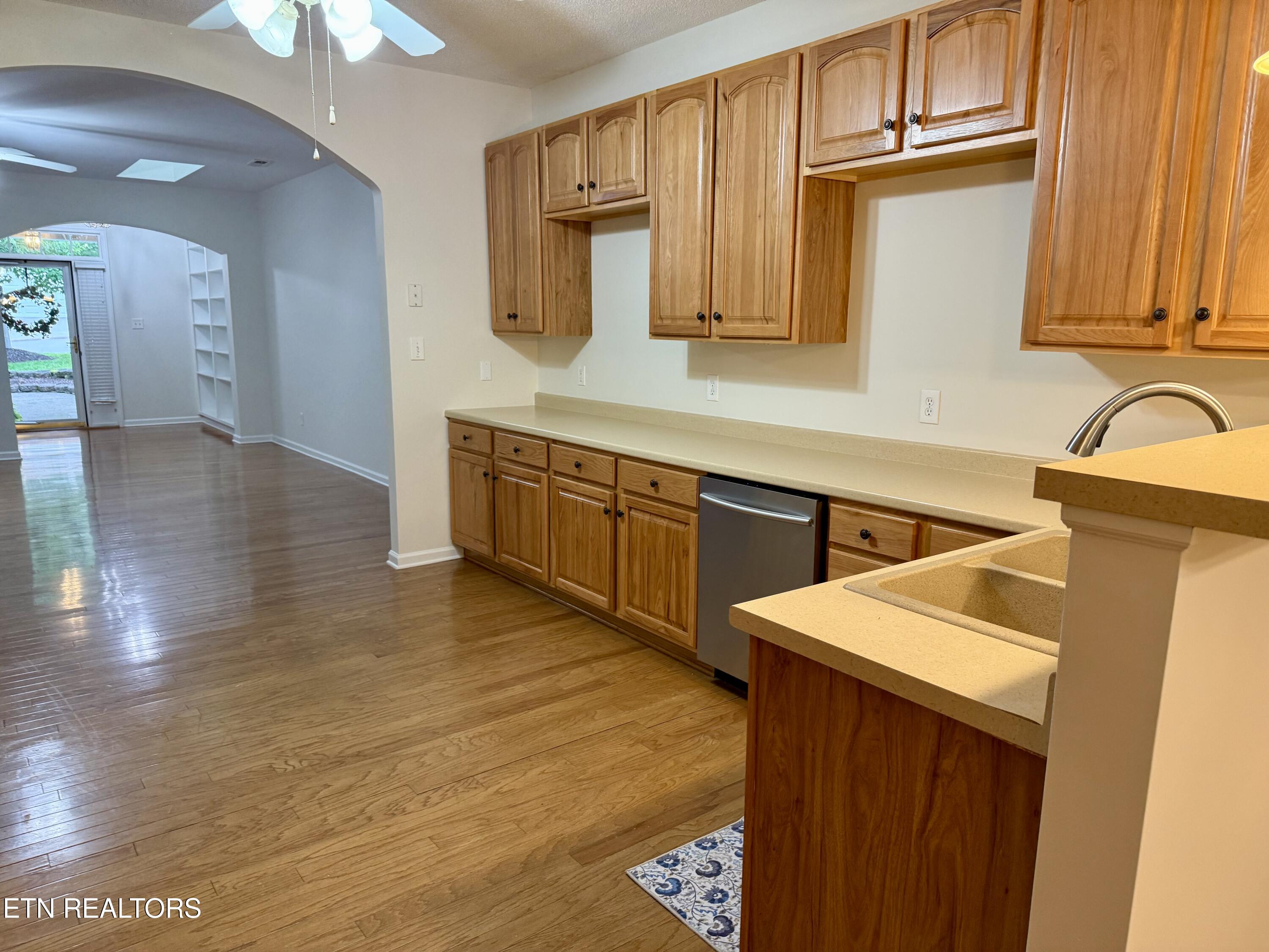 Knoxville, Tennessee 37919, United States, 3 Bedrooms Bedrooms, ,2 BathroomsBathrooms,Residential,Active,151199