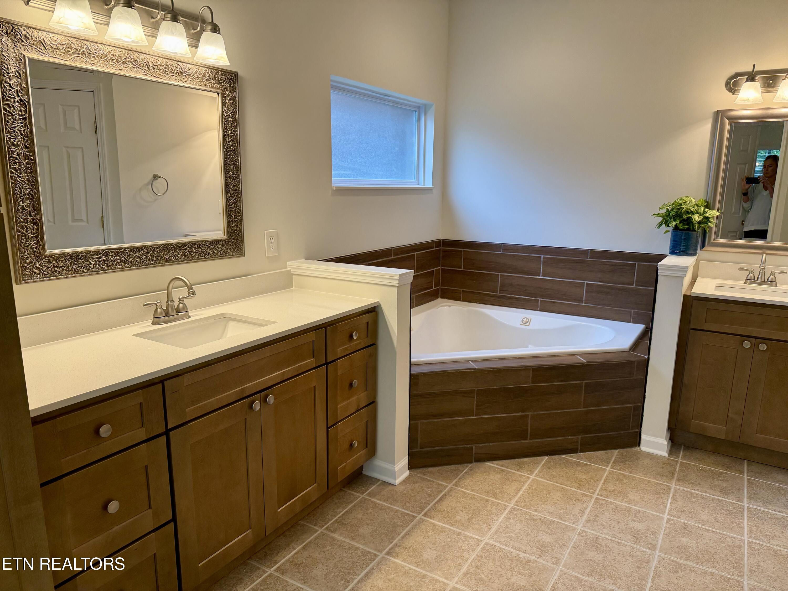 Knoxville, Tennessee 37919, United States, 3 Bedrooms Bedrooms, ,2 BathroomsBathrooms,Residential,Active,151199