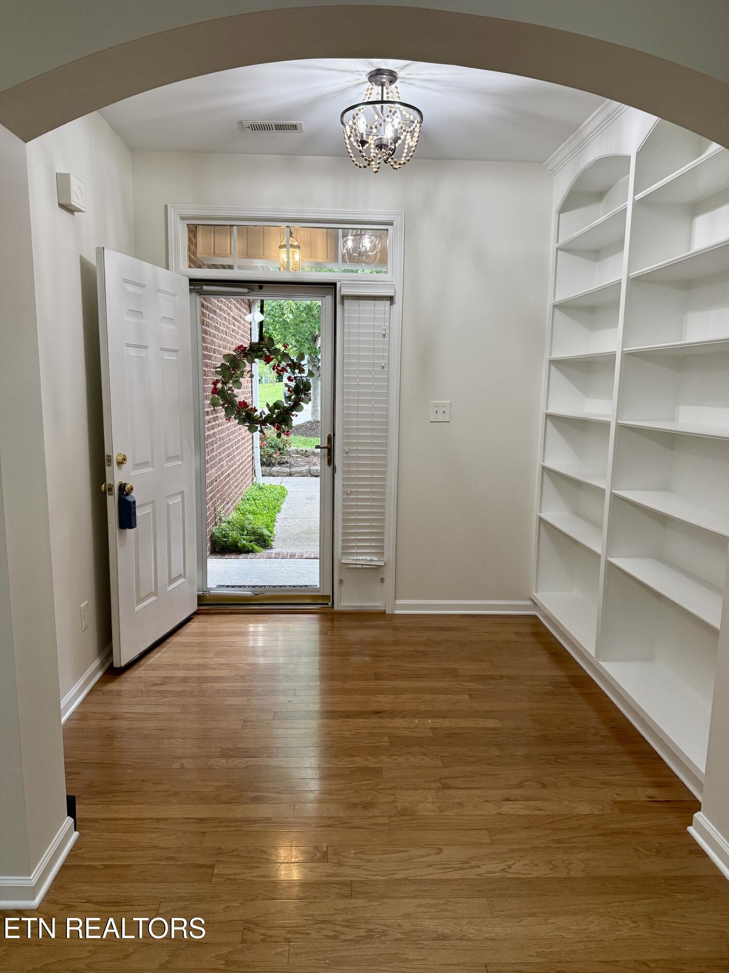 Knoxville, Tennessee 37919, United States, 3 Bedrooms Bedrooms, ,2 BathroomsBathrooms,Residential,Active,151199