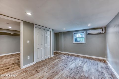 Tiny photo for 8202 Westland Drive, Knoxville, TN 37919 (MLS # 1330784)