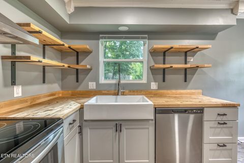 Tiny photo for 8202 Westland Drive, Knoxville, TN 37919 (MLS # 1330784)