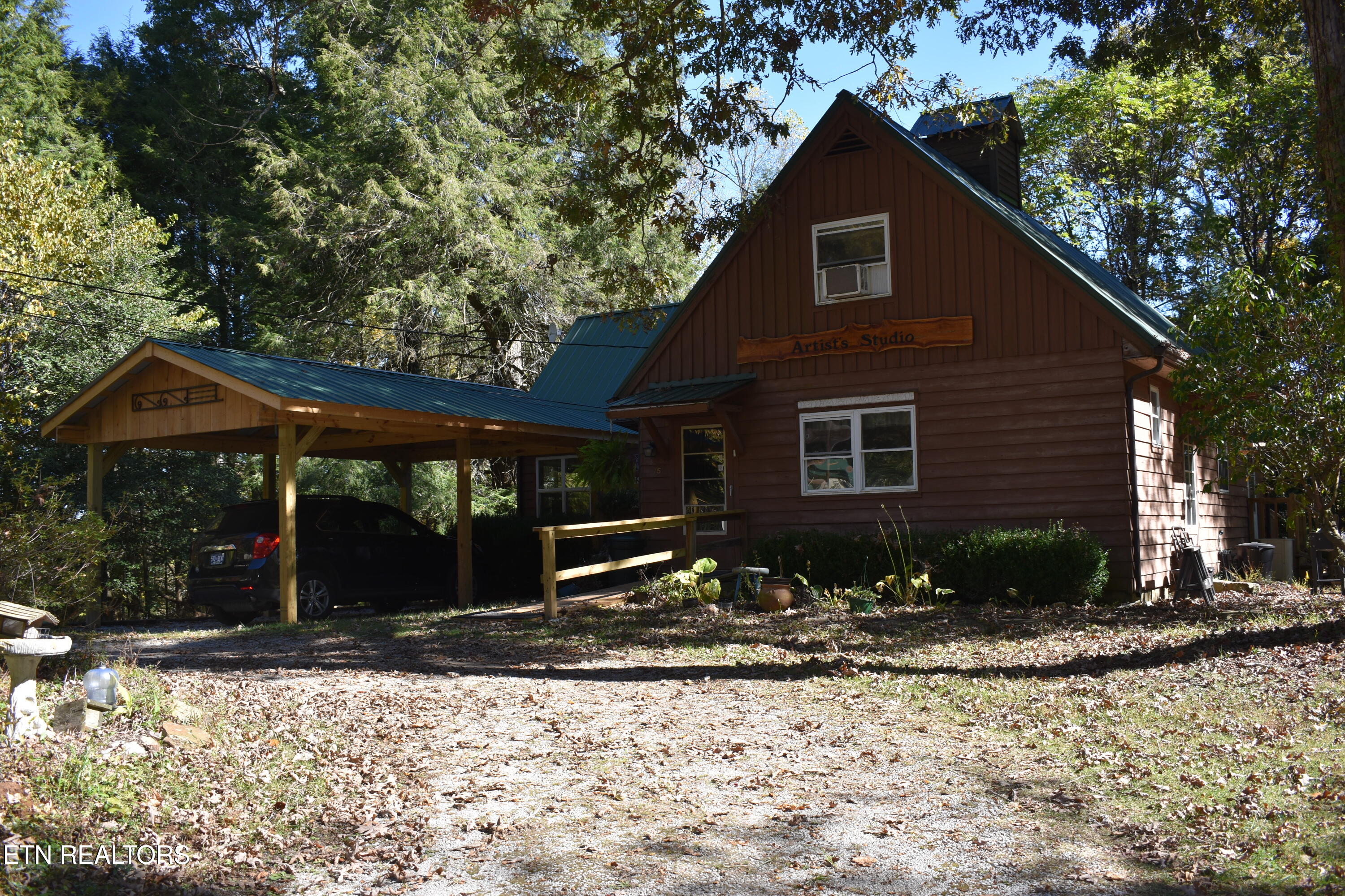 75 Campbell Lane