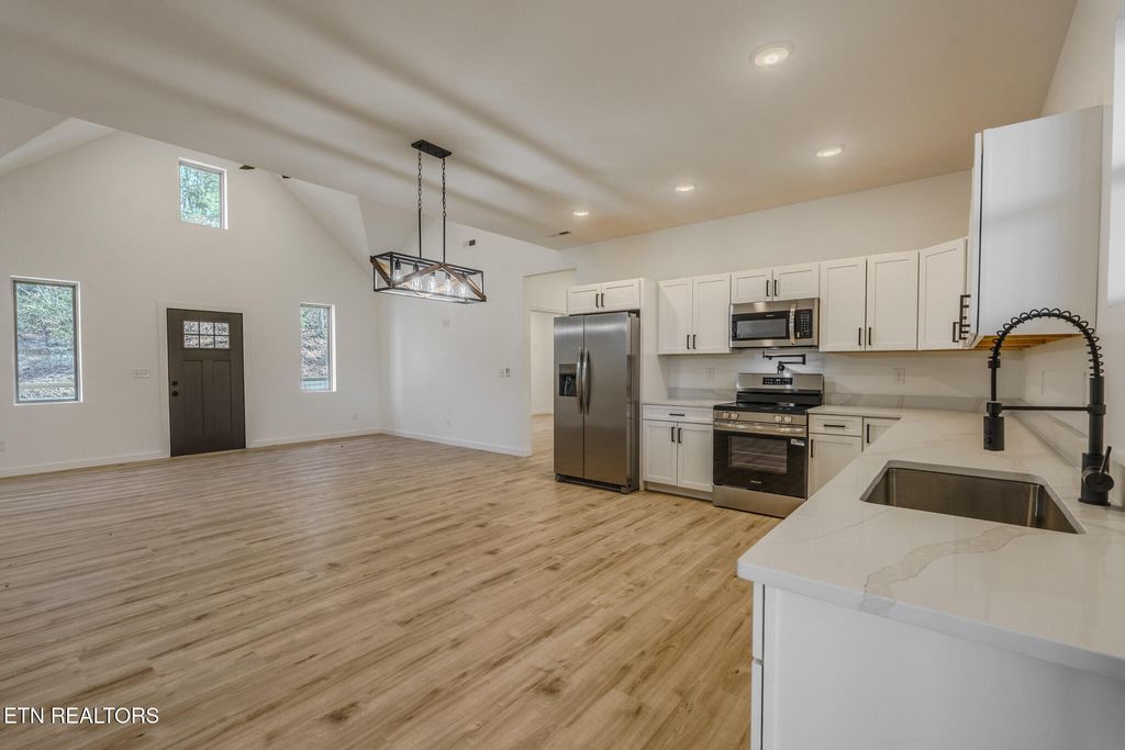 Photo of 676 Monte Wood Circle, Pigeon Forge, TN 37863 (MLS # 1324874)