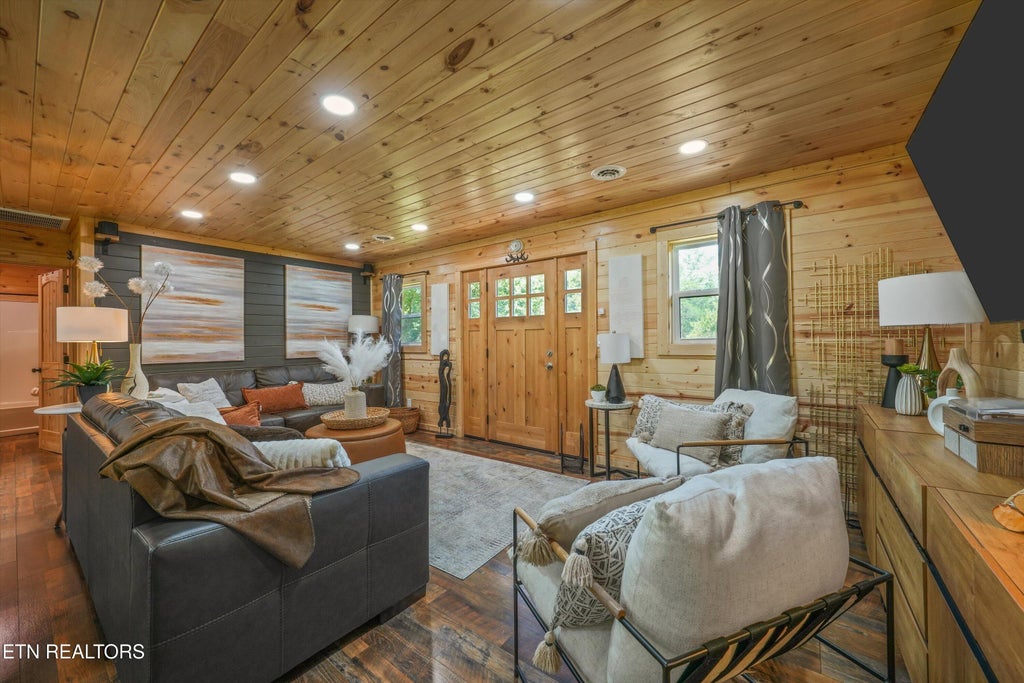 Photo of 1309 Mortar Rd, Sevierville, TN 37876 (MLS # 1353178)