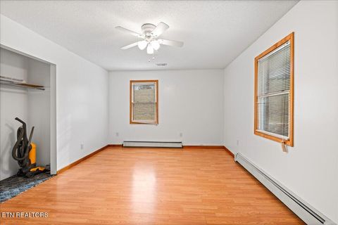 Tiny photo for 261 Lance Lane, LaFollette, TN 37766 (MLS # 1324700)