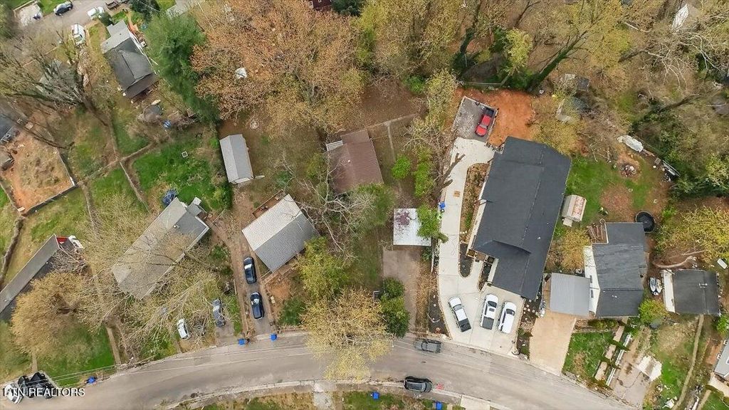 Photo of 116 S Walker Lane, Oak Ridge, TN 37830 (MLS # 1334296)