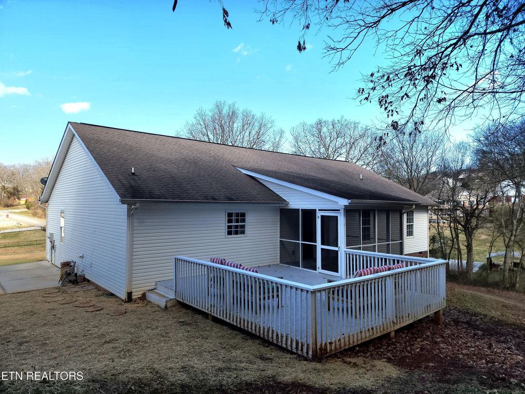 Photo of 1737 Derby Downs Drive, Friendsville, TN 37737 (MLS # 1288703)