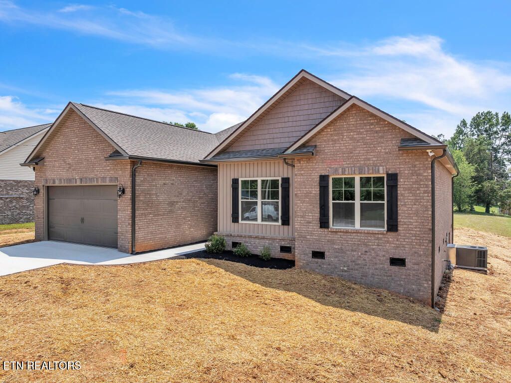 Photo of 141 Grace Circle, Clinton, TN 37716 (MLS # 1306167)