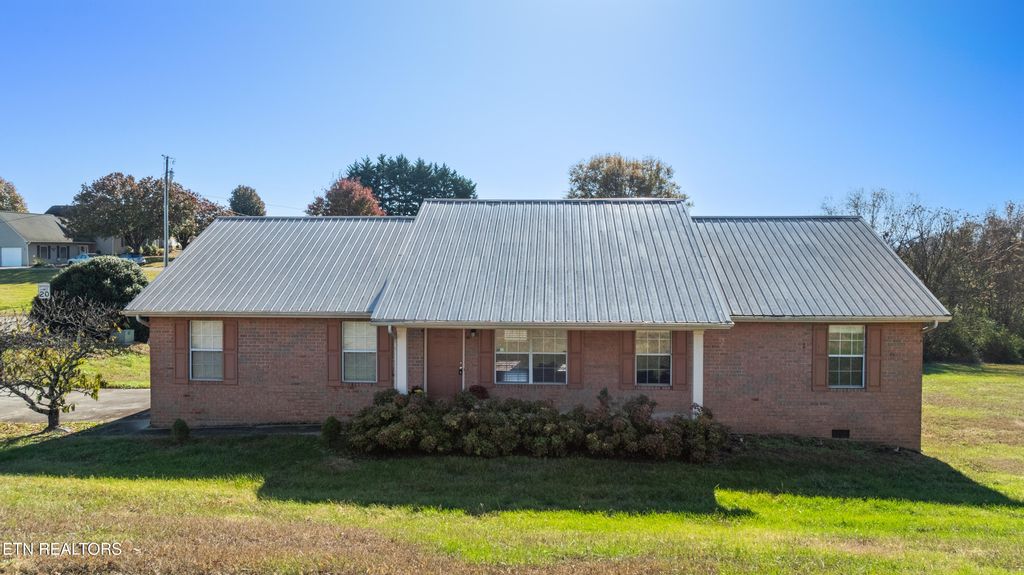 Photo of 1325 Prairie Place Place, Greenback, TN 37742 (MLS # 1322037)