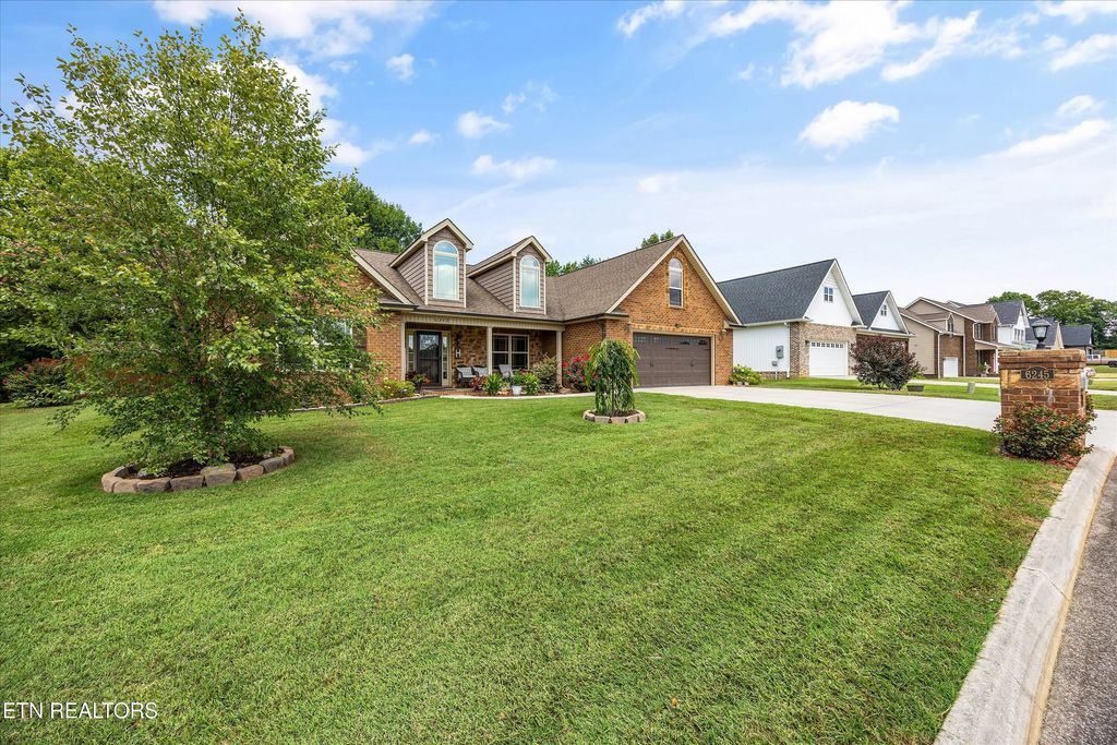 Photo of 6245 Mountain Rise Drive, Knoxville, TN 37938 (MLS # 1307879)