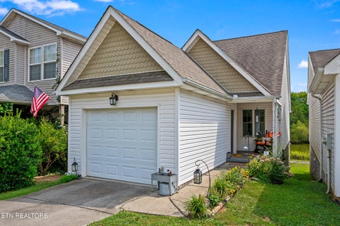 Photo of 6712 Water Lilly Way, Knoxville, TN 37918 (MLS # 1355130)