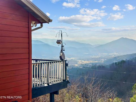 Photo of 2701 Indigo Lane, Sevierville, TN 37862 (MLS # 1326376)