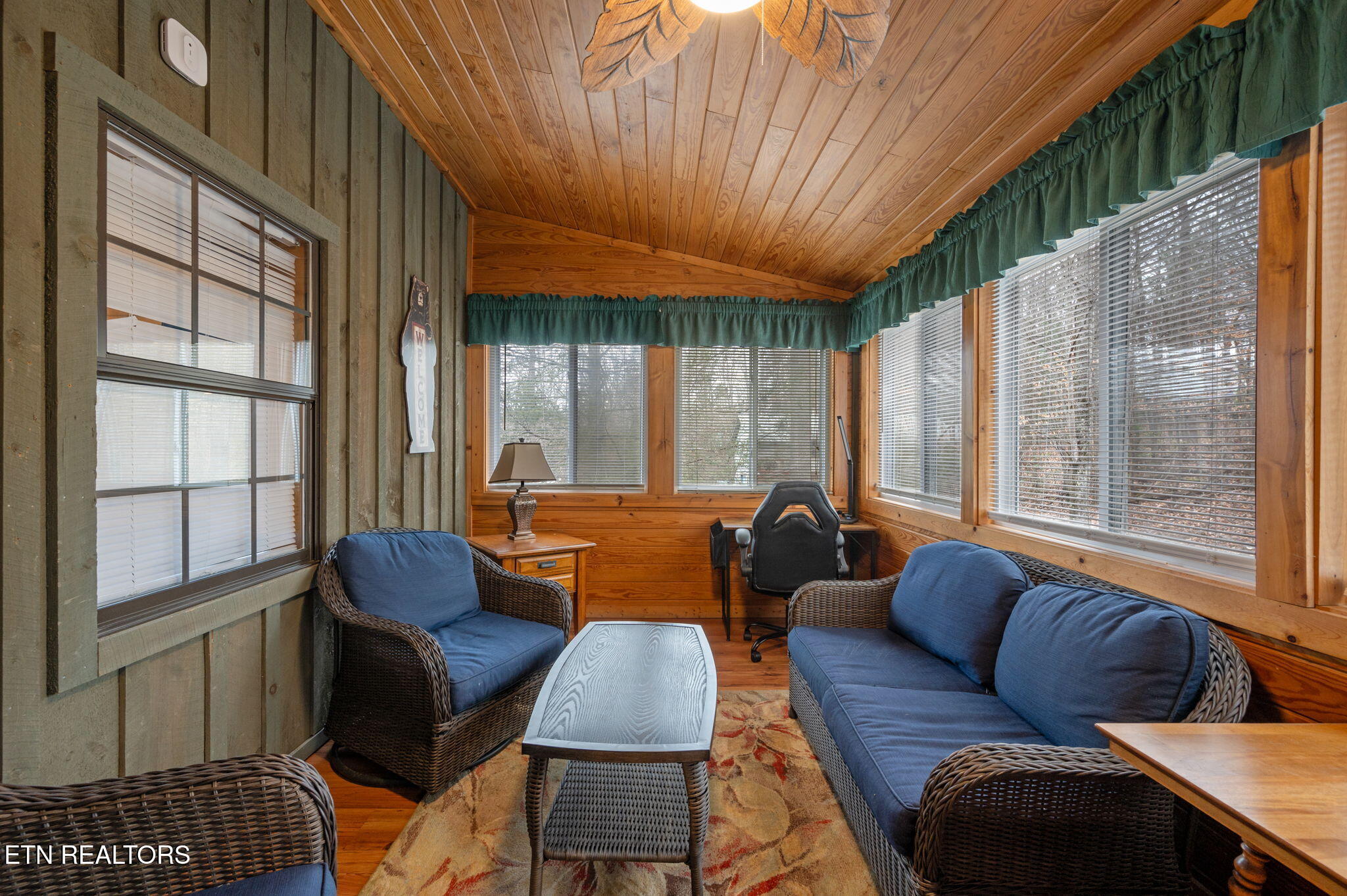 3421 Shelnutt Way