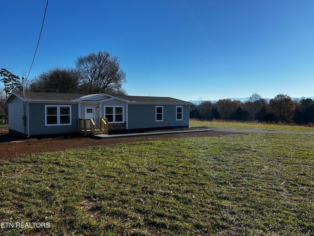 Photo of 145 Hill Loop Circle, Madisonville, TN 37354 (MLS # 1284993)
