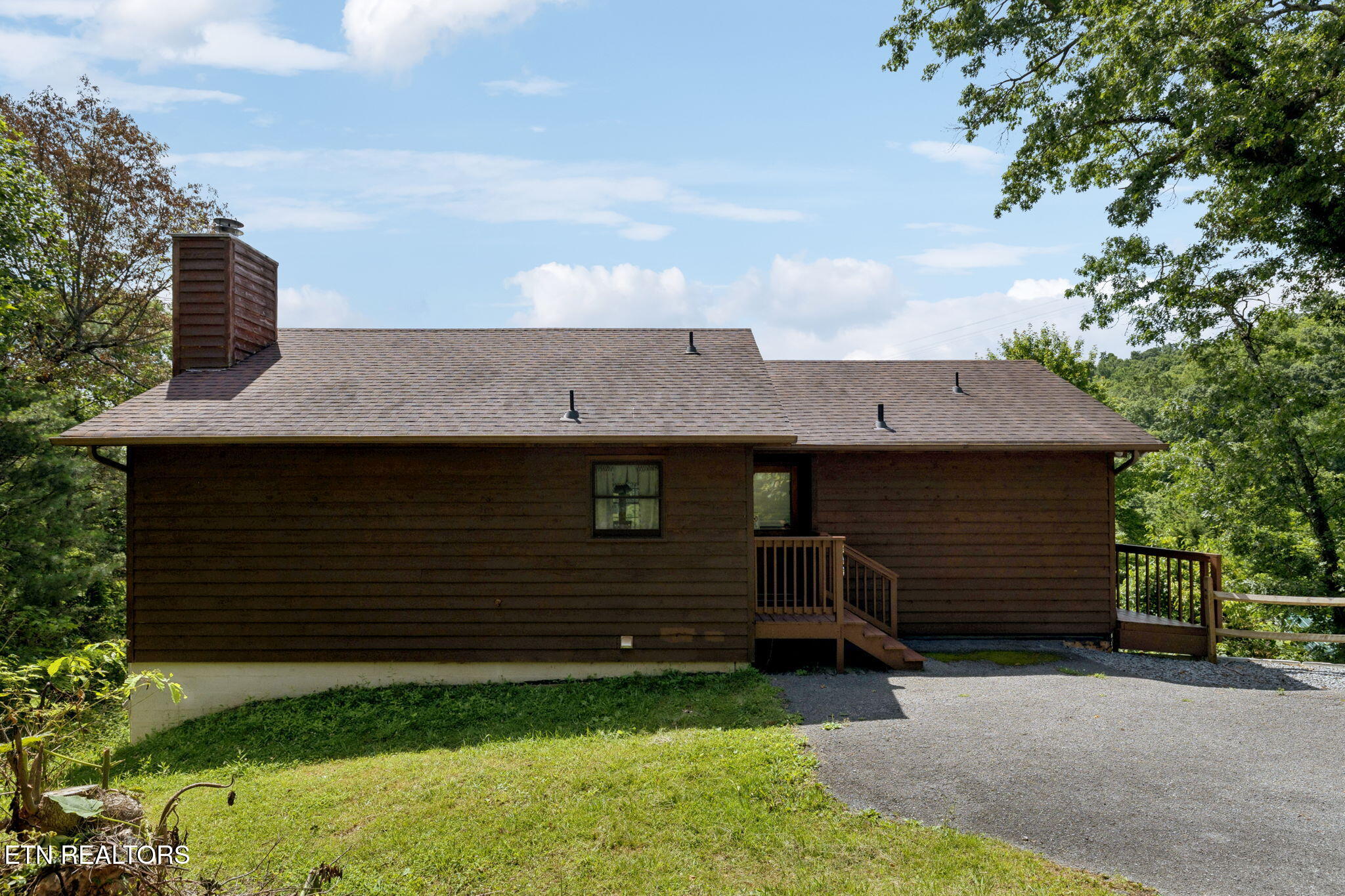 860 Heiden Drive