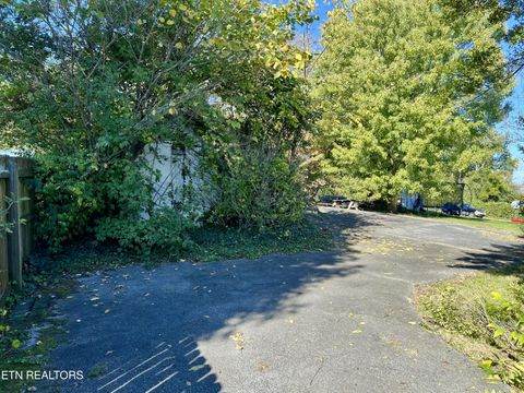 Tiny photo for 1215 George Ave, Jefferson City, TN 37760 (MLS # 1318741)