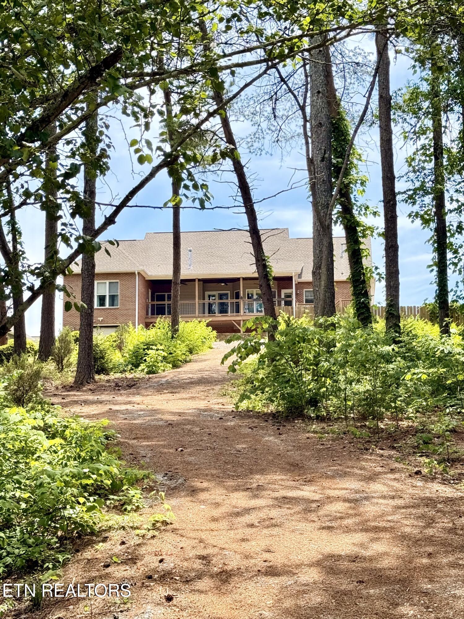 190 Pointe Summit Drive