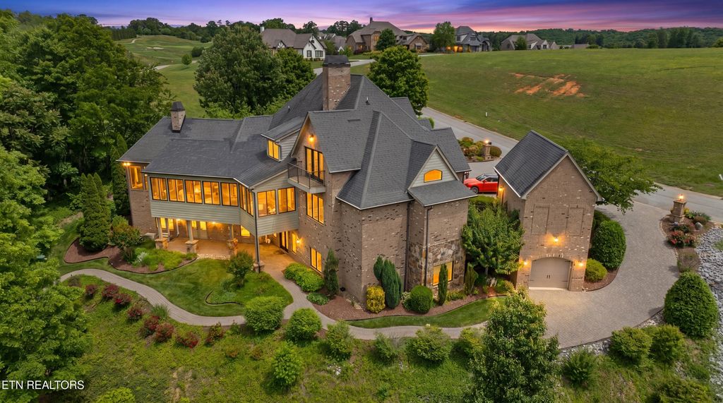 Photo of 972 Taffrail Drive, Lenoir City, TN 37772 (MLS # 1339868)
