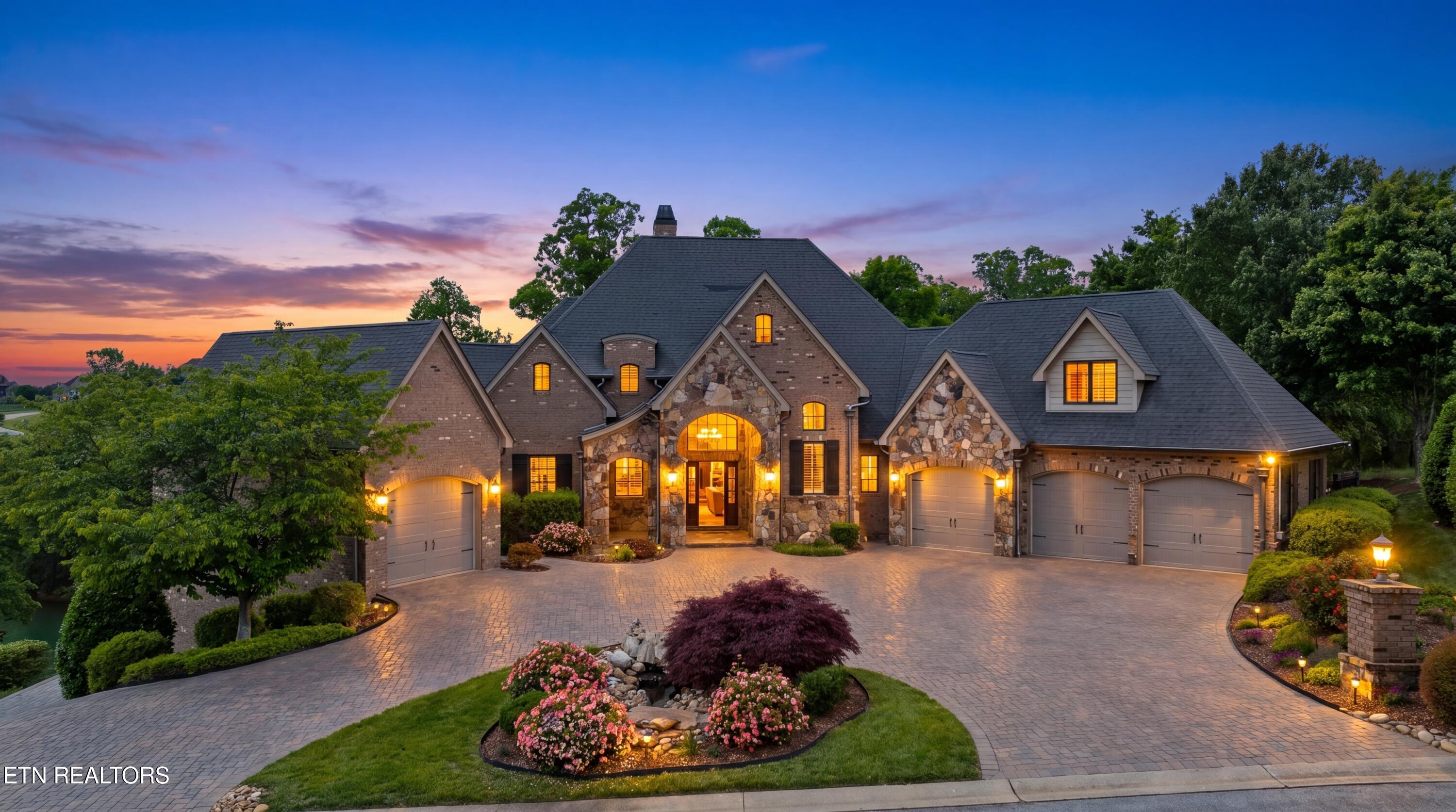 972 Taffrail Drive