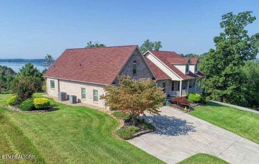 Photo of 849 Pinnacle Drive, Dandridge, TN 37725 (MLS # 1353229)