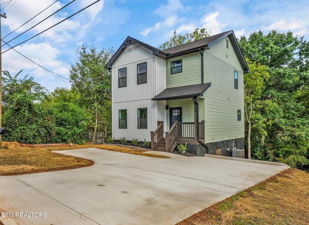 Photo of 125 Ingersoll Ave, Knoxville, TN 37920 (MLS # 1356423)