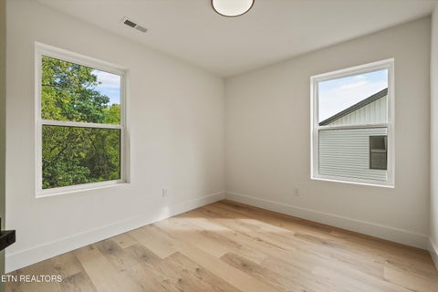 Tiny photo for 125 Ingersoll Ave, Knoxville, TN 37920 (MLS # 1356423)