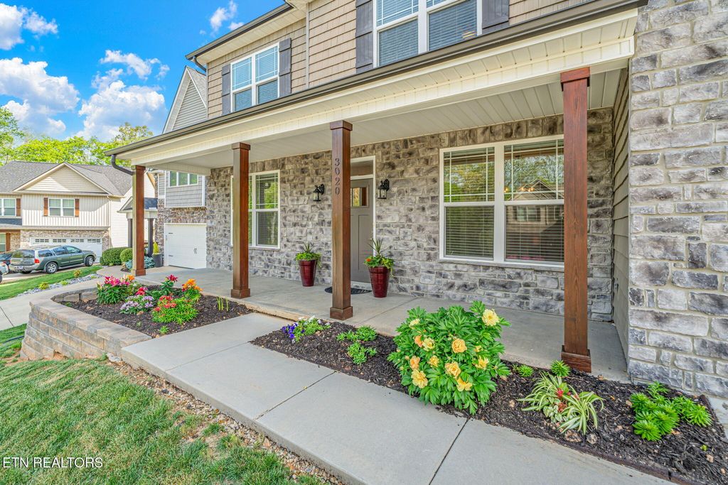 Photo of 3020 Spencer Ridge Lane, Knoxville, TN 37931 (MLS # 1337109)