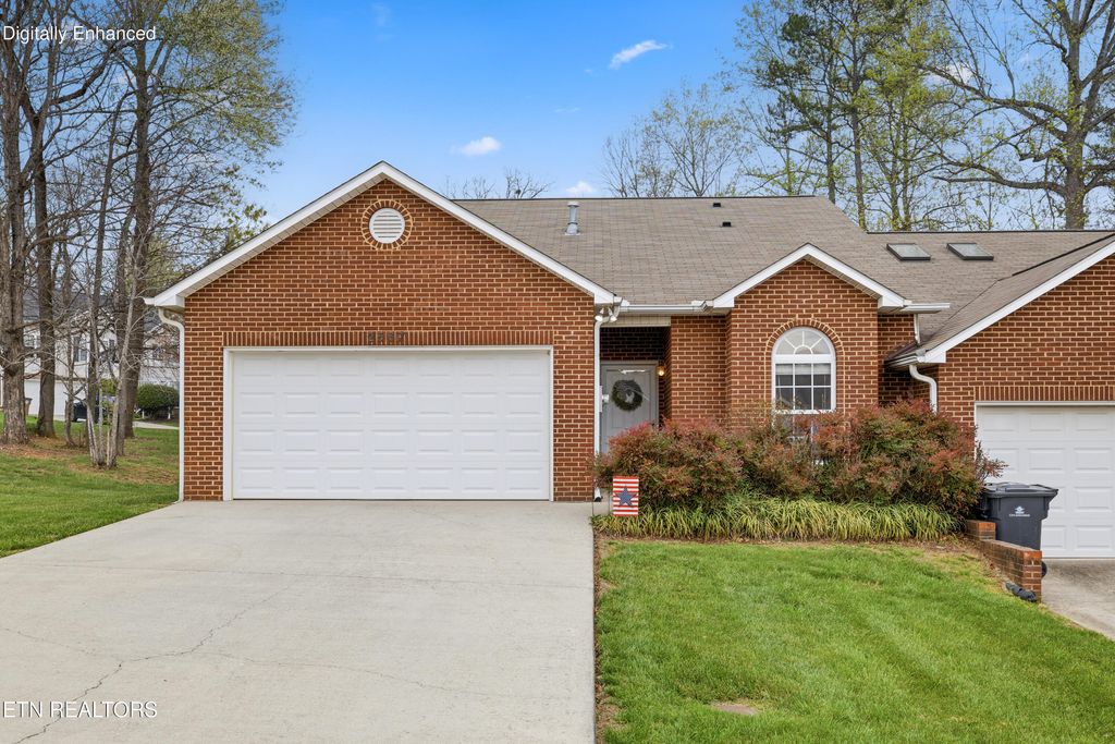 Photo of 2567 Glen Meadow Rd, Knoxville, TN 37909 (MLS # 1334846)