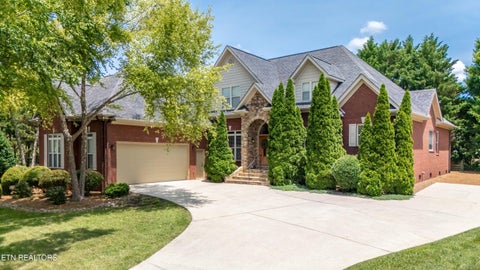 Photo of 1746 Burnside Drive, Maryville, TN 37801 (MLS # 1345748)