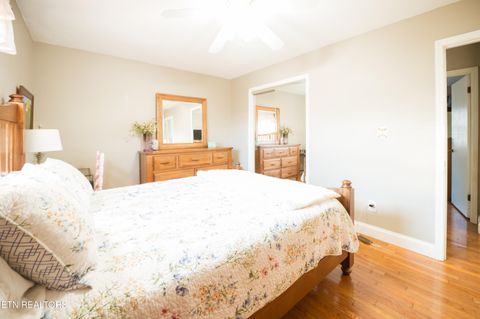 Tiny photo for 113 Lake Hills Drive Drive, Oak Ridge, TN 37830 (MLS # 1323033)