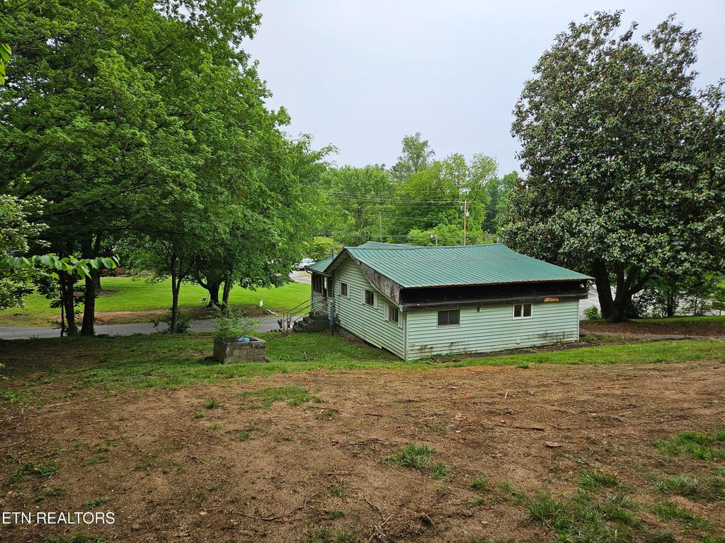 Photo of 3903 Rocky Branch Rd, Walland, TN 37886 (MLS # 1300899)
