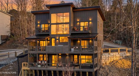 219 Chimney Tops Way Gatlinburg TN 37738