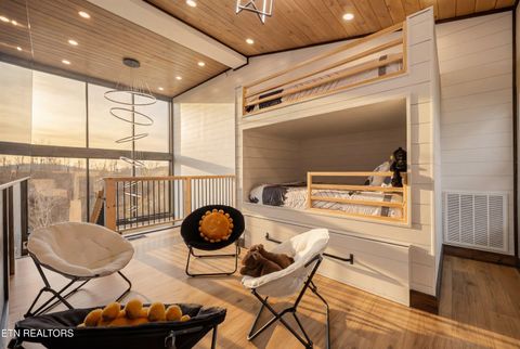 Tiny photo for 219 Chimney Tops Way, Gatlinburg, TN 37738 (MLS # 1327798)