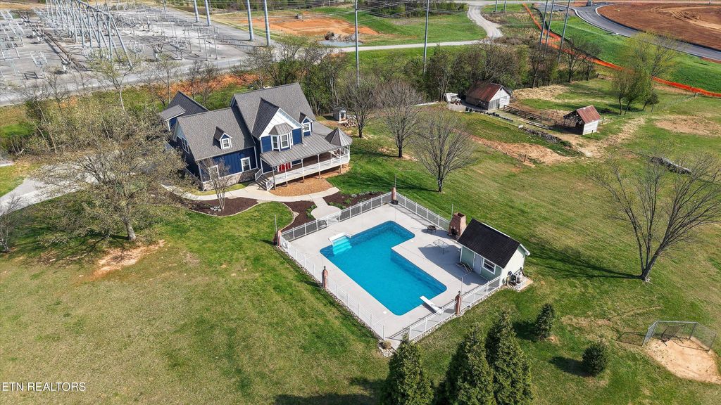 Photo of 647 Mannela Drive, Strawberry Plains, TN 37871 (MLS # 1334508)