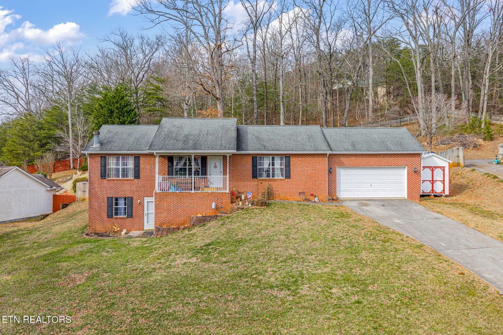 Photo of 3333 Mutton Hollow Rd, Maryville, TN 37803 (MLS # 1320560)