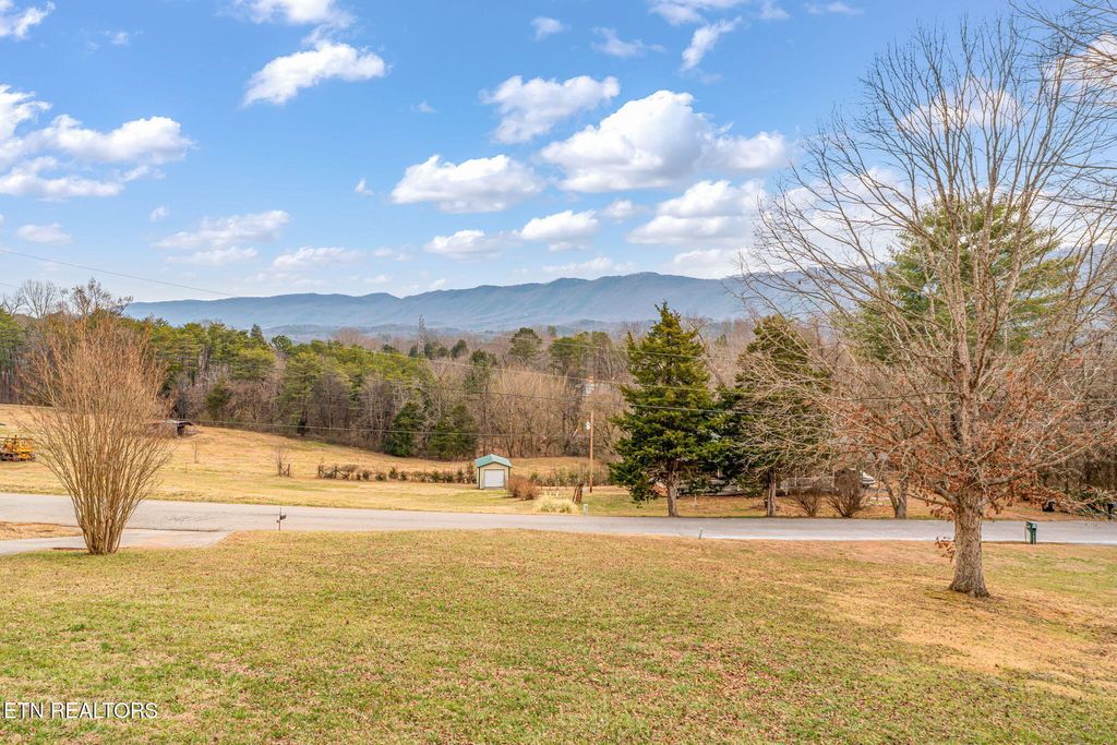 Photo of 3333 Mutton Hollow Rd, Maryville, TN 37803 (MLS # 1320560)