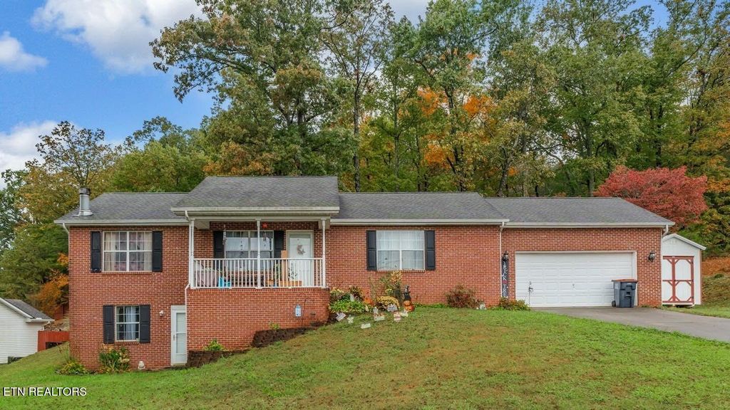 Photo of 3333 Mutton Hollow Rd, Maryville, TN 37803 (MLS # 1320560)