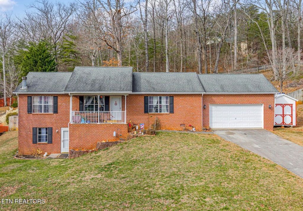 Photo of 3333 Mutton Hollow Rd, Maryville, TN 37803 (MLS # 1320560)