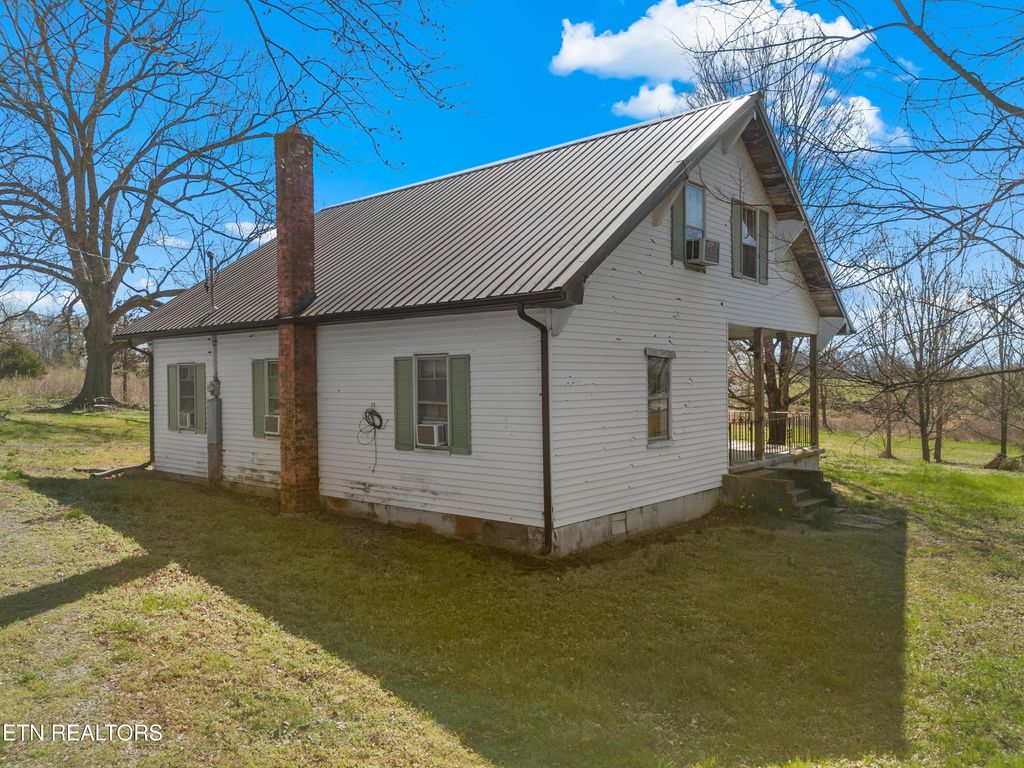 Photo of 1568 Harold Patterson Road Rd, Dandridge, TN 37725 (MLS # 1332373)