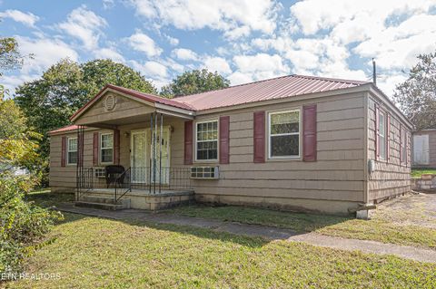 Photo of 2400 Fenwood Drive, Knoxville, TN 37918 (MLS # 1318626)