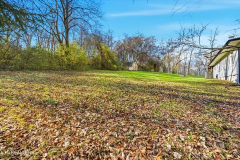 Tiny photo for 124 Crest Lane, Clinton, TN 37716 (MLS # 1322784)