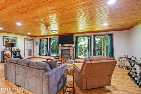 Tiny photo for 1104 Belmont Drive, Monterey, TN 38574 (MLS # 1349819)