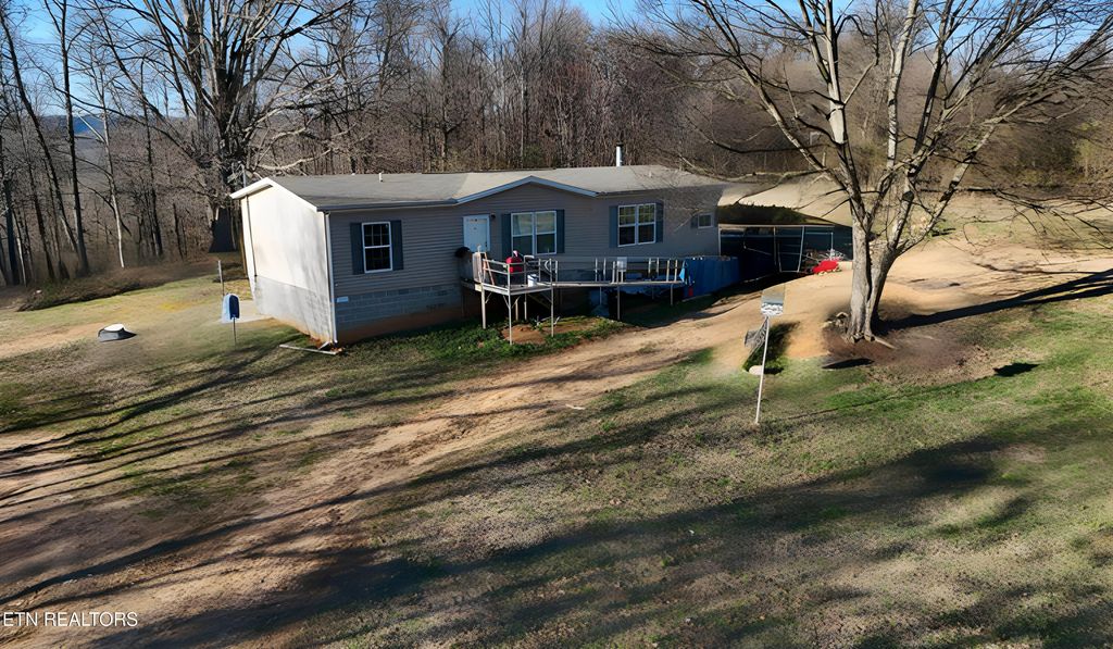 Photo of 222 White Pine Rd, Harriman, TN 37748 (MLS # 1292804)