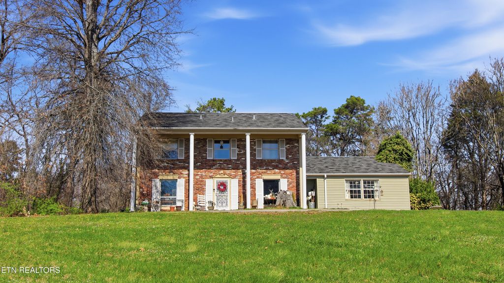 Photo of 526 S Carter School Rd, Strawberry Plains, TN 37871 (MLS # 1333803)