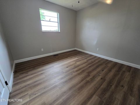 Tiny photo for 281 Parliament Rd, Harrogate, TN 37752 (MLS # 1341684)