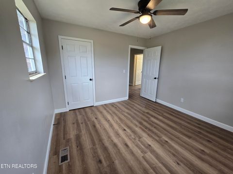 Tiny photo for 281 Parliament Rd, Harrogate, TN 37752 (MLS # 1341684)