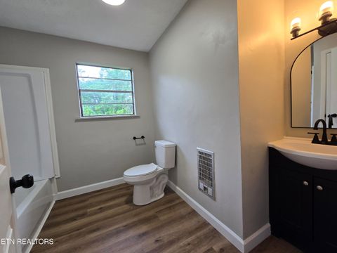 Tiny photo for 281 Parliament Rd, Harrogate, TN 37752 (MLS # 1341684)